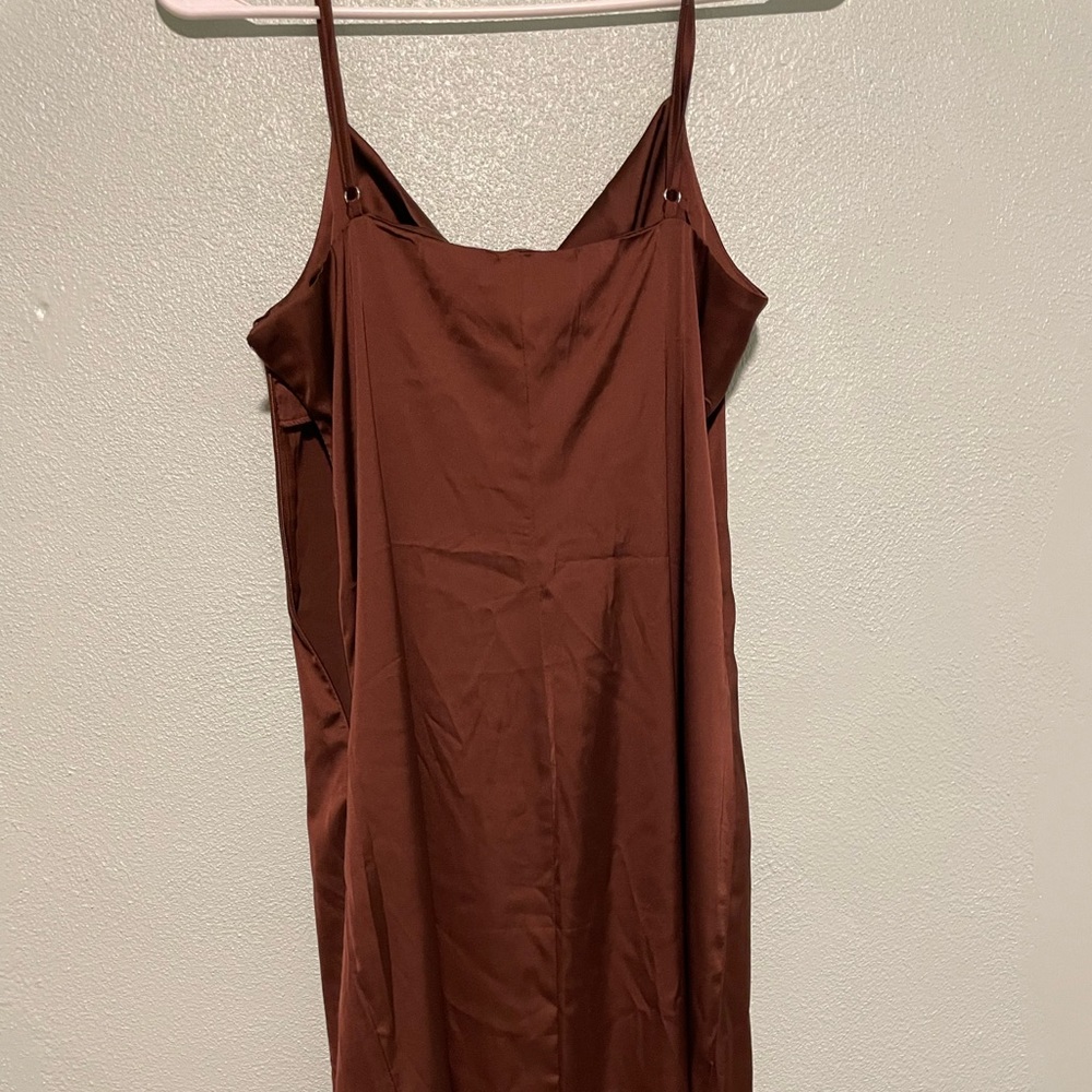 Brown midi dress with slit